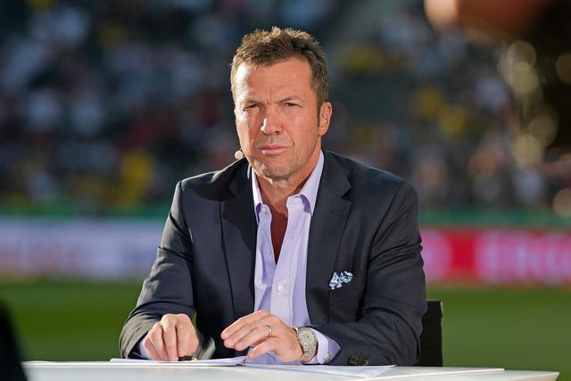 韩鹏：我是否留任是由俱乐部考虑，瓦科在我们心里已是金靴（韩鹏：去留由俱乐部决定，瓦科在我们心中已是金靴）