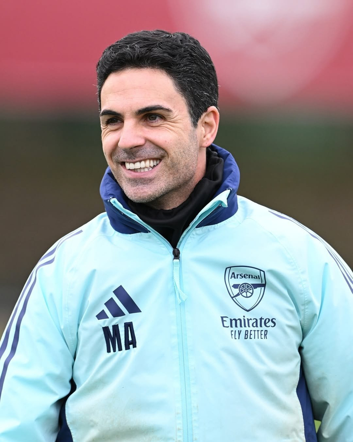 阿斯：贝蒂斯将效仿安东尼模式，打算明年夏窗买断阿姆拉巴特（阿斯报：贝蒂斯拟按安东尼模式运作，明夏买断阿姆拉巴特）