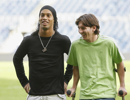 2025／26赛季英超：维拉近11场10胜1负！他们会成为第二个莱斯特城奇迹吗（英超2025／26：维拉近11战10胜1负，他们能复制莱斯特城的奇迹吗？）