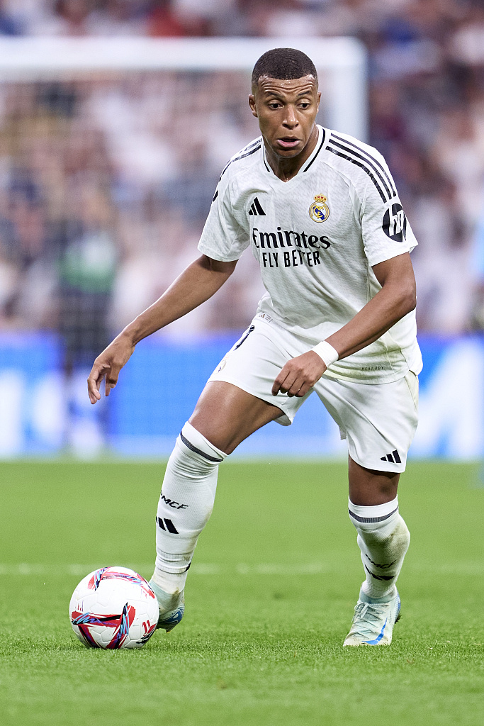 时隔811天复出，博格巴完成生涯法甲首秀（811天后重返赛场，博格巴上演法甲处子秀）