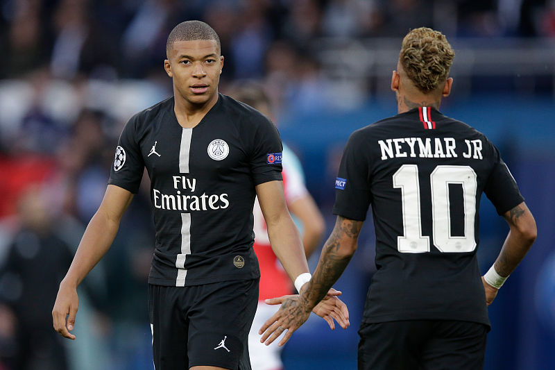 不再身兼两职，俄罗斯主帅卡尔平辞去莫斯科迪纳摩主帅职位（结束双重身份，俄罗斯队主帅卡尔平辞去莫斯科迪纳摩帅位）