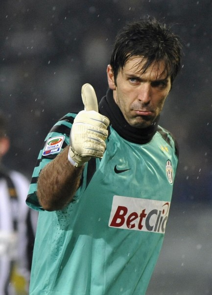 内蒙古速滑队全国U系列联赛斩获4金3银5铜（内蒙古速滑队在全国U系列联赛揽获4金3银5铜）