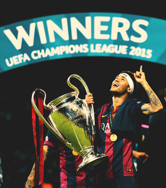 西甲半场：纳瓦罗、N.威廉姆斯建功，毕尔巴鄂2-0莱万特（西甲半场战报：毕尔巴鄂2-0领先莱万特，纳瓦罗与N.威廉姆斯破门）