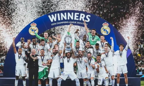 澳超半场：维迪奇补时扳平，奥克兰FC暂1-1布里斯班狮吼（澳超半场战报：维迪奇补时扳平，奥克兰FC暂与布里斯班狮吼1-1）