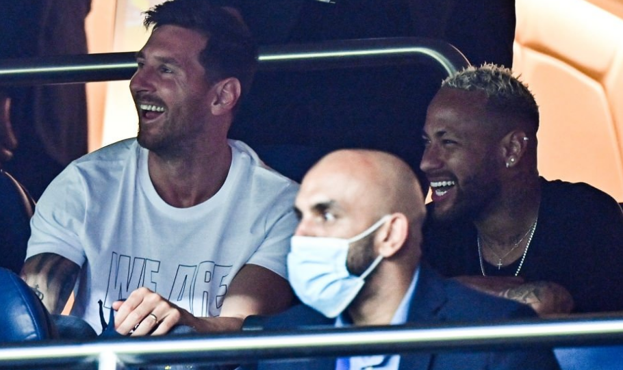 弗里克：我看了TA的报道，我没有不满我们的医疗团队（弗里克回应TA报道：从未对球队医疗组不满）