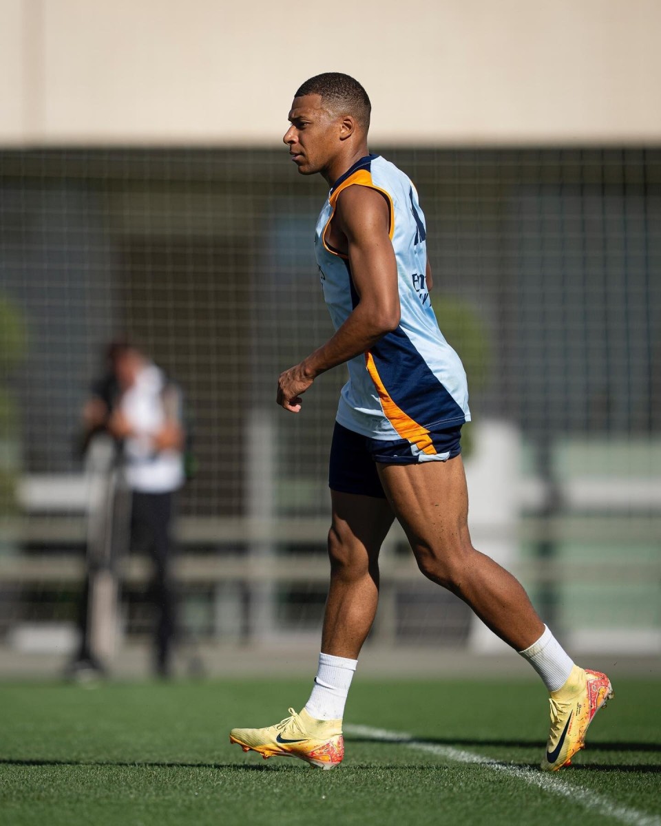 加鲁西奥谈德比：墨尔本胜利真的是我一直都不怎么喜欢的球队（加鲁西奥谈德比：墨尔本胜利一直不是我喜欢的球队）